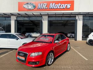 2007 AUDI RS4 RED 6 SPEED MANUAL!!!