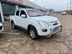 2014 Isuzu KB 250 D-Teq LE Double-Cab full