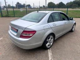 2007 Mercedes-Benz C-Class C 200K Avantgarde Auto full