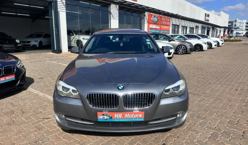 2011 BMW 5 Series 523i Exclusive Auto full