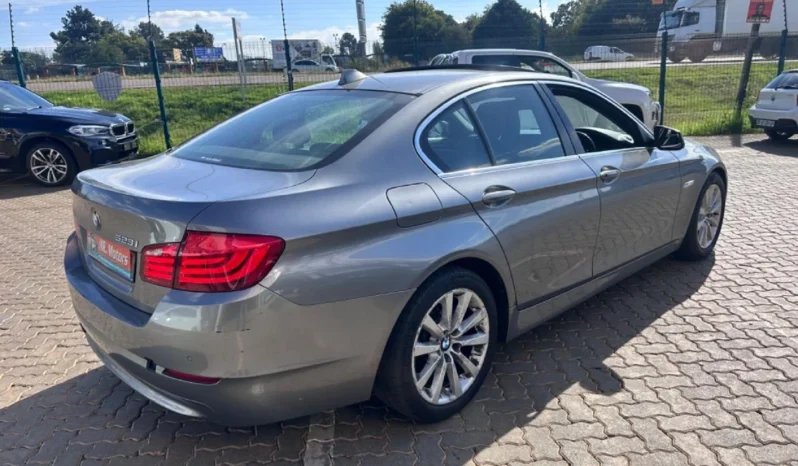 2011 BMW 5 Series 523i Exclusive Auto full