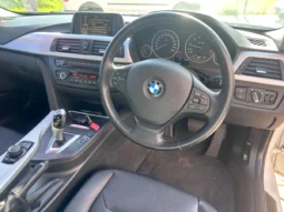 2013 BMW 3 Series 320i Auto full