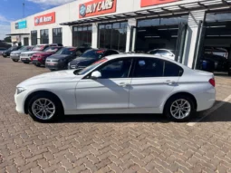 2013 BMW 3 Series 320i Auto full