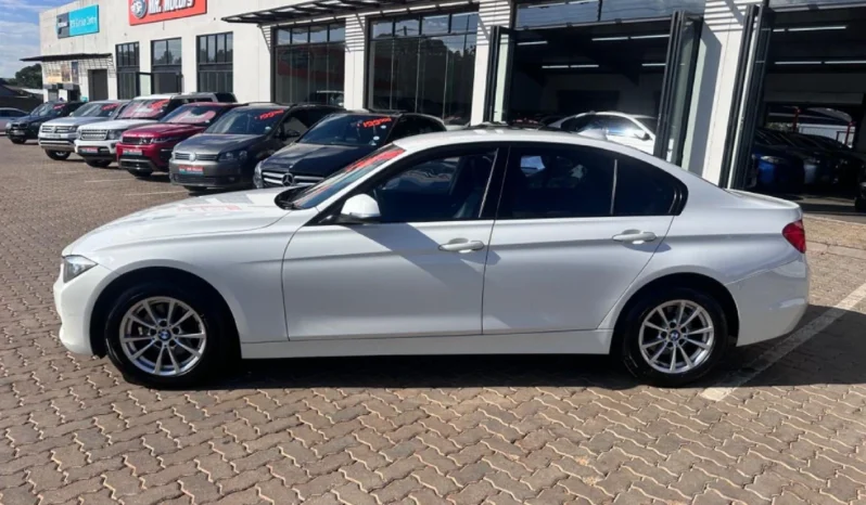 2013 BMW 3 Series 320i Auto full