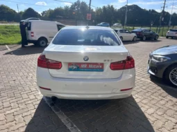 2013 BMW 3 Series 320i Auto full