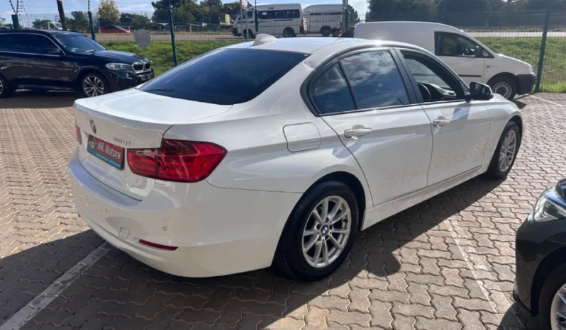 2013 BMW 3 Series 320i Auto full