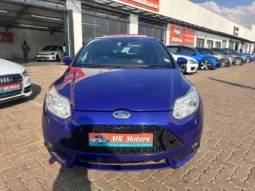 2013 Ford Focus 2.0 GTDi ST3 5-dr full