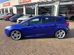 2013 Ford Focus 2.0 GTDi ST3 5-dr full