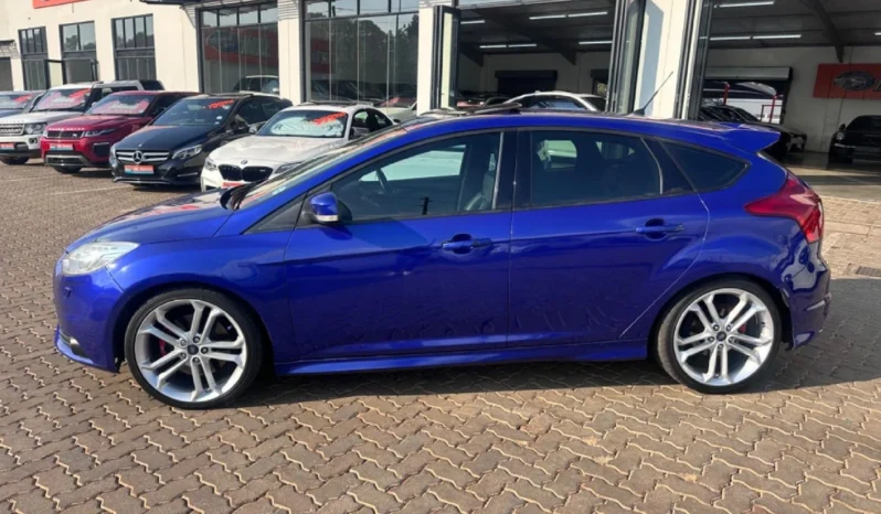 2013 Ford Focus 2.0 GTDi ST3 5-dr full