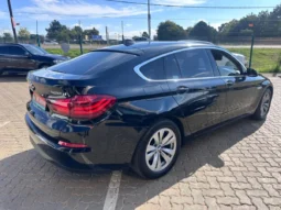 2017 BMW 5 Series 520d GT full