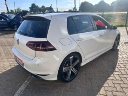 2017 Volkswagen Golf VII 2.0 TSI R Auto full