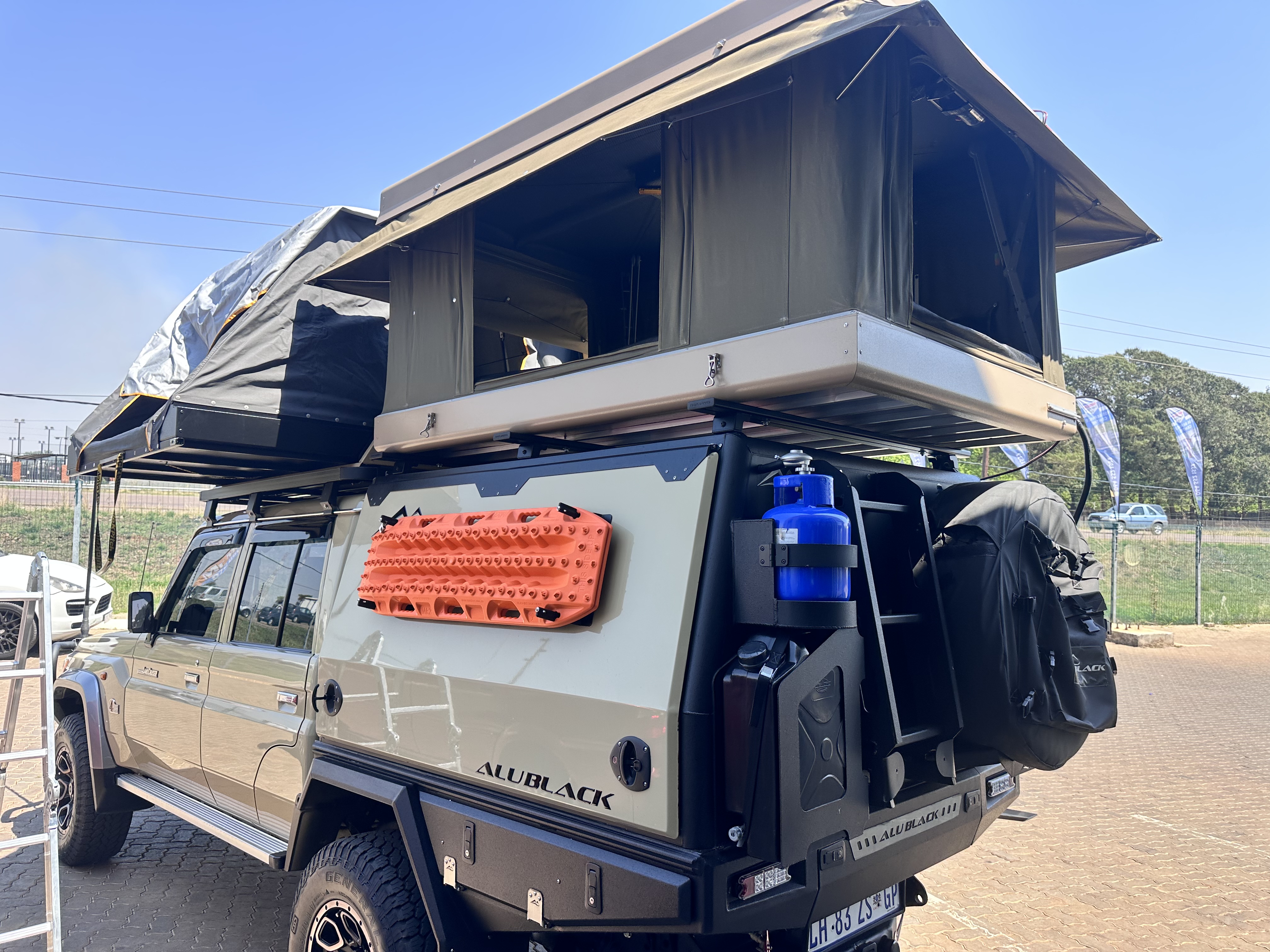 2023 Toyota Land Cruiser 79 4.5 D Double-Cab