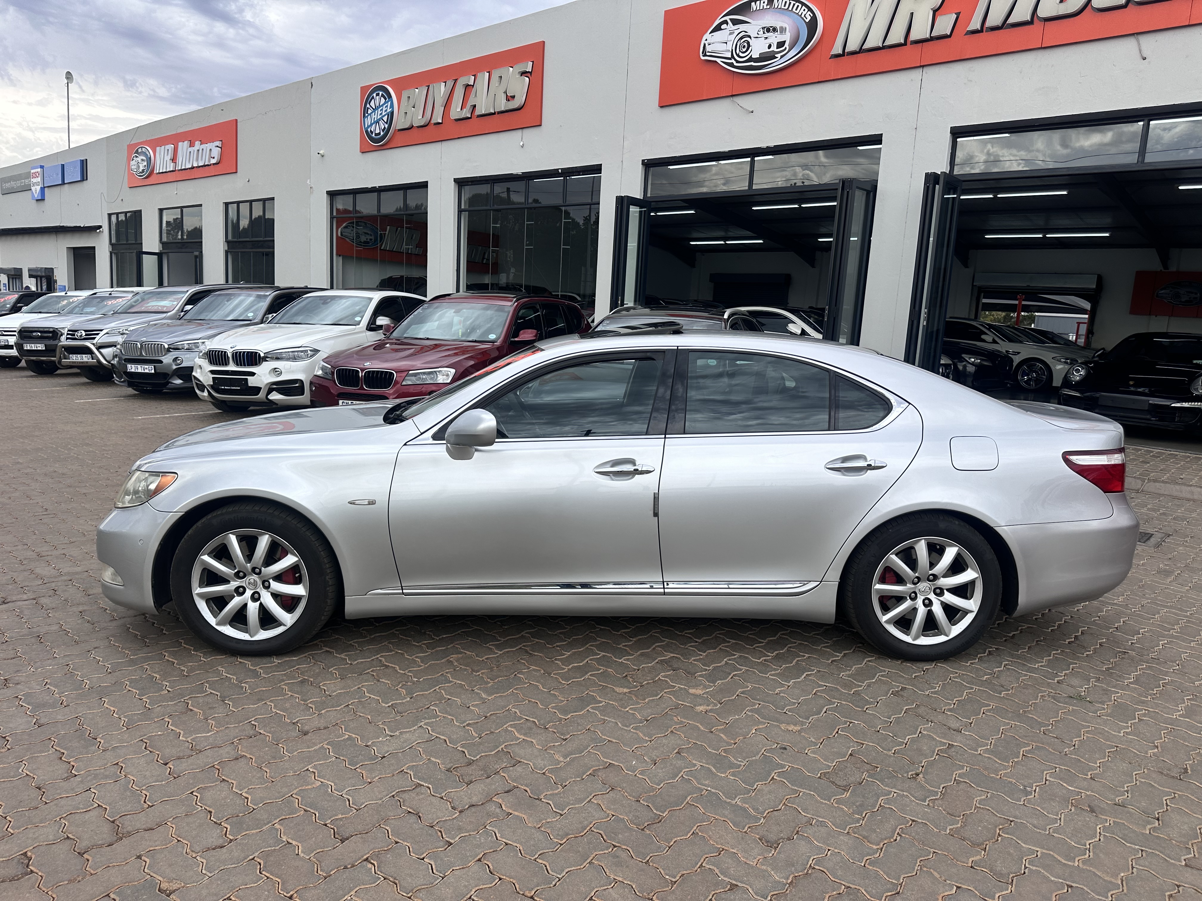 2008 Lexus LS460