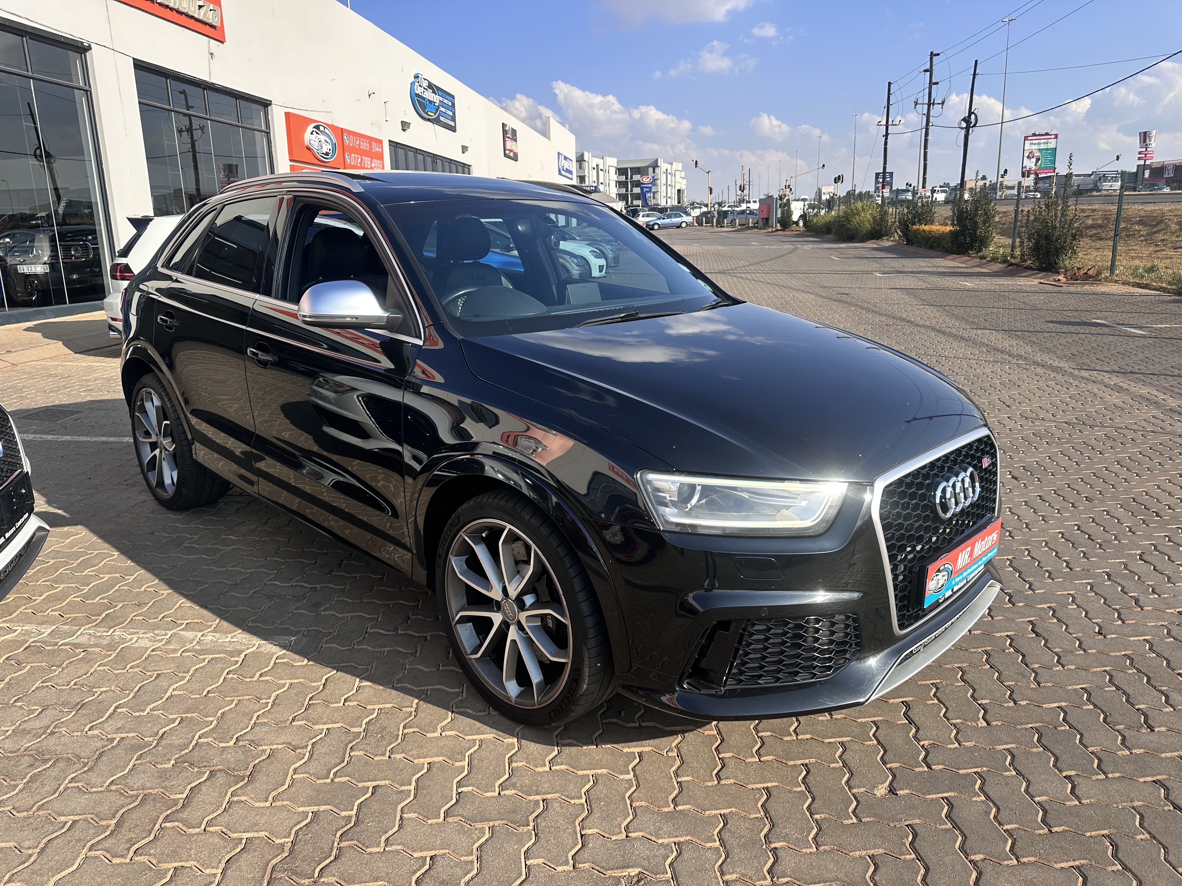 2015 Audi RSQ3