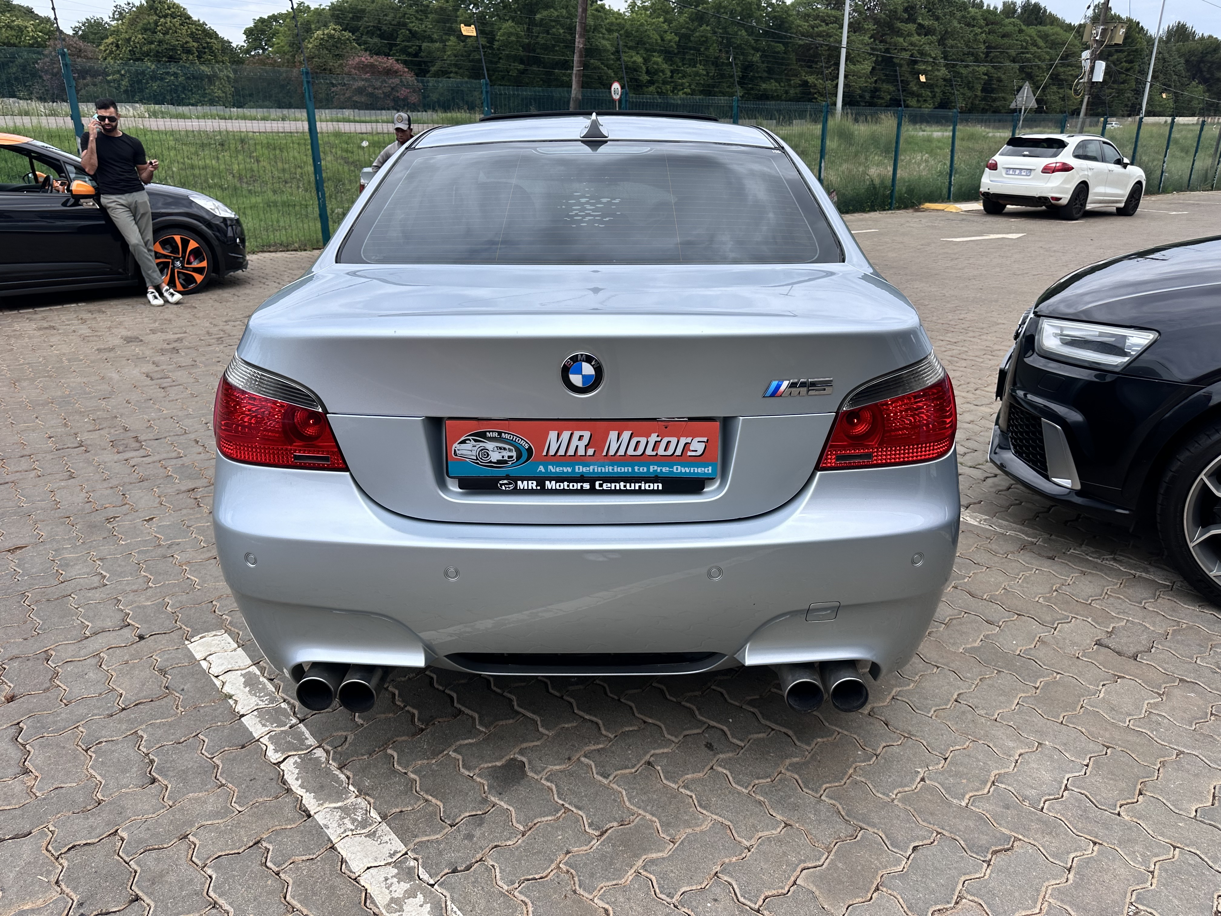 2006 BMW M5 SMG E60