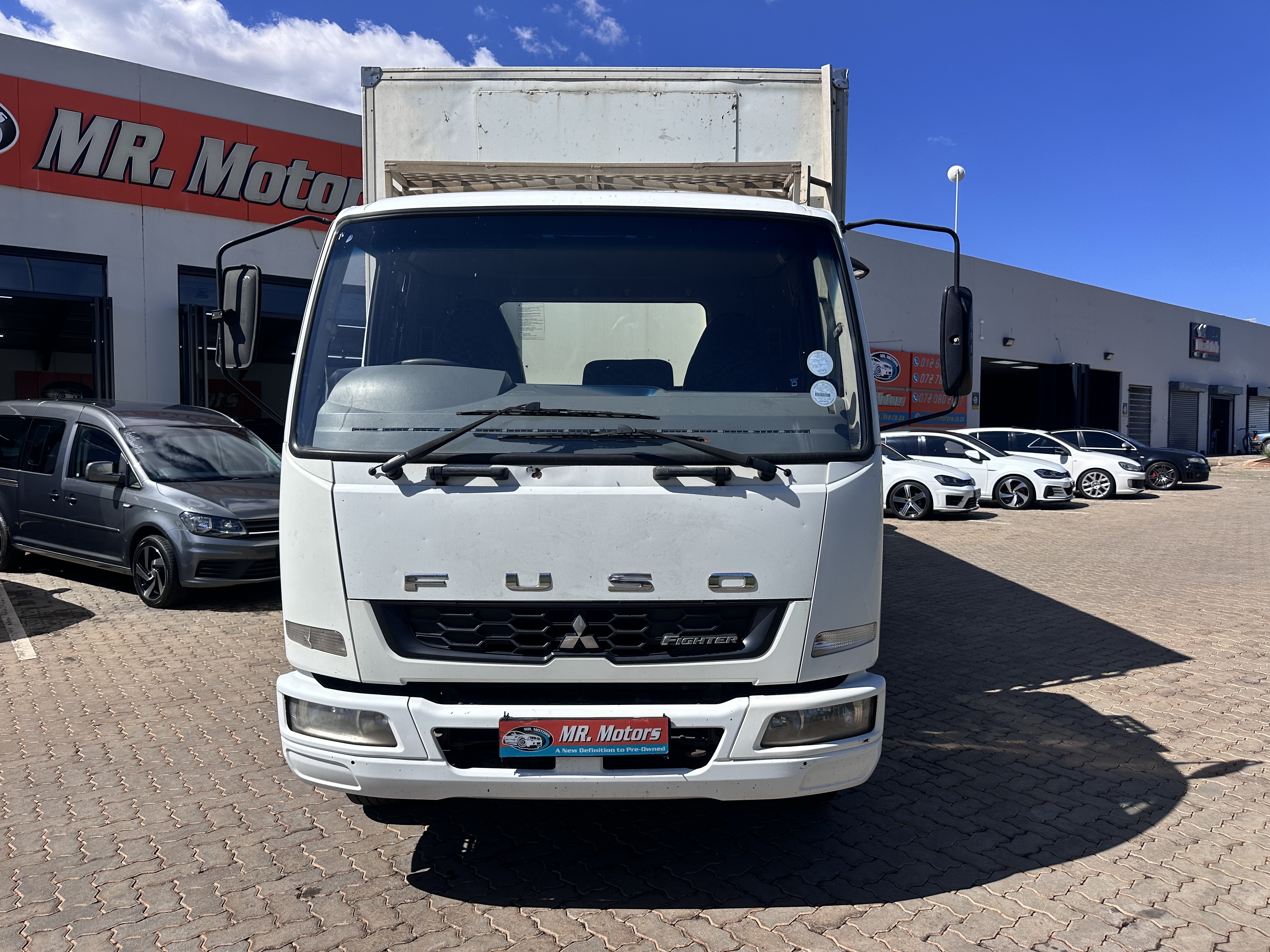 2014 Mitsubishi Fuso FK13-240