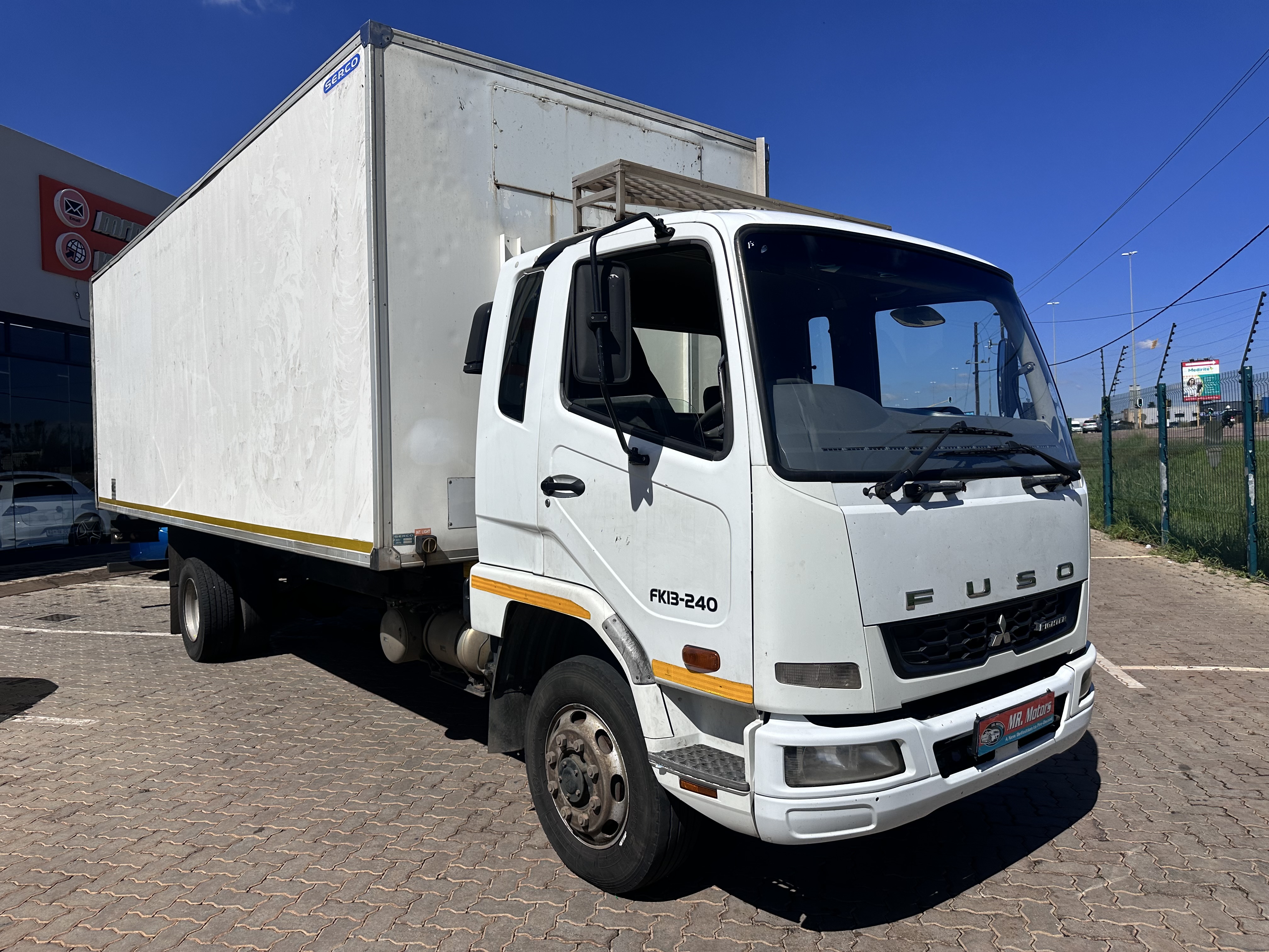 2014 Mitsubishi Fuso FK13-240