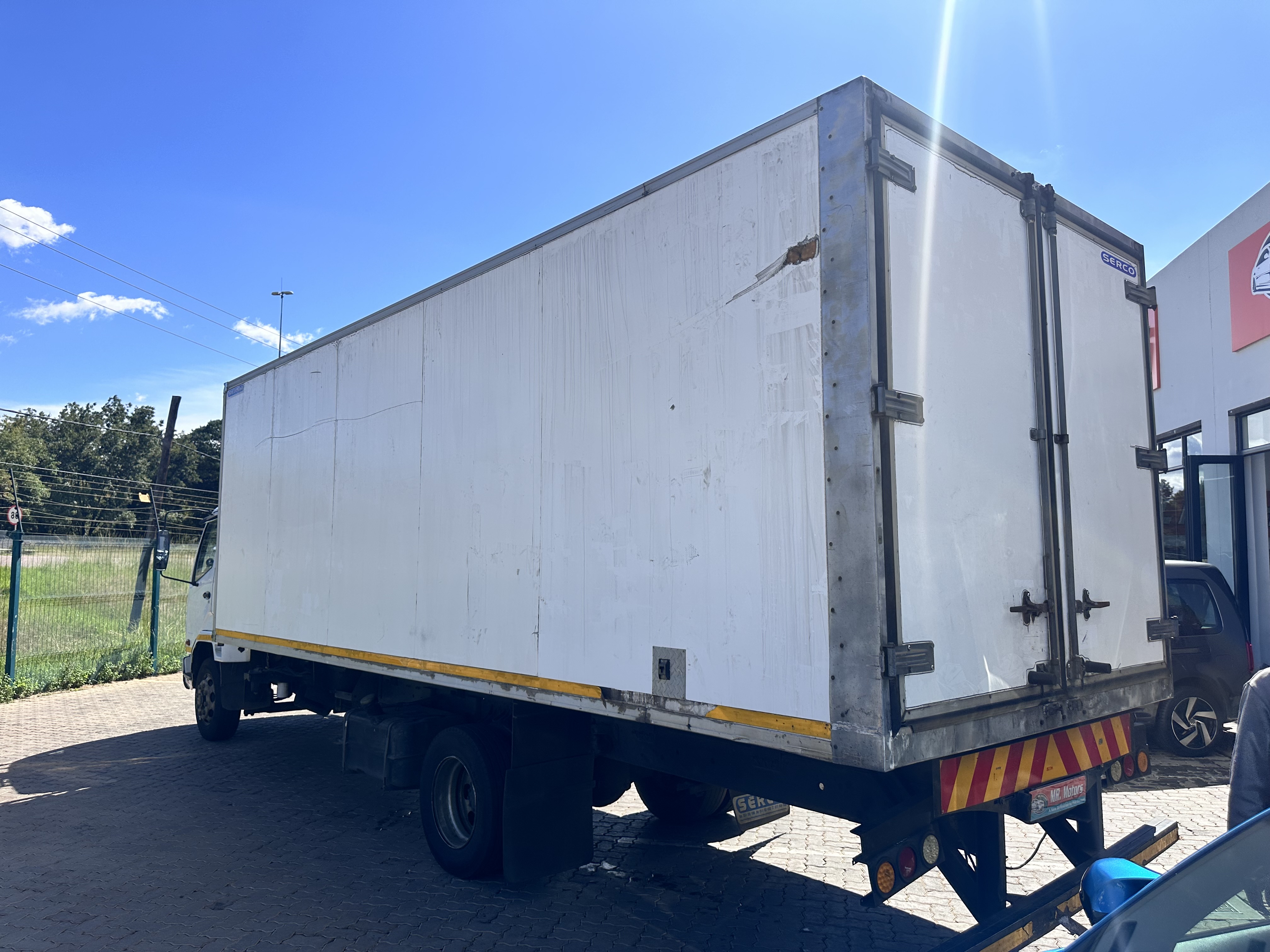 2014 Mitsubishi Fuso FK13-240